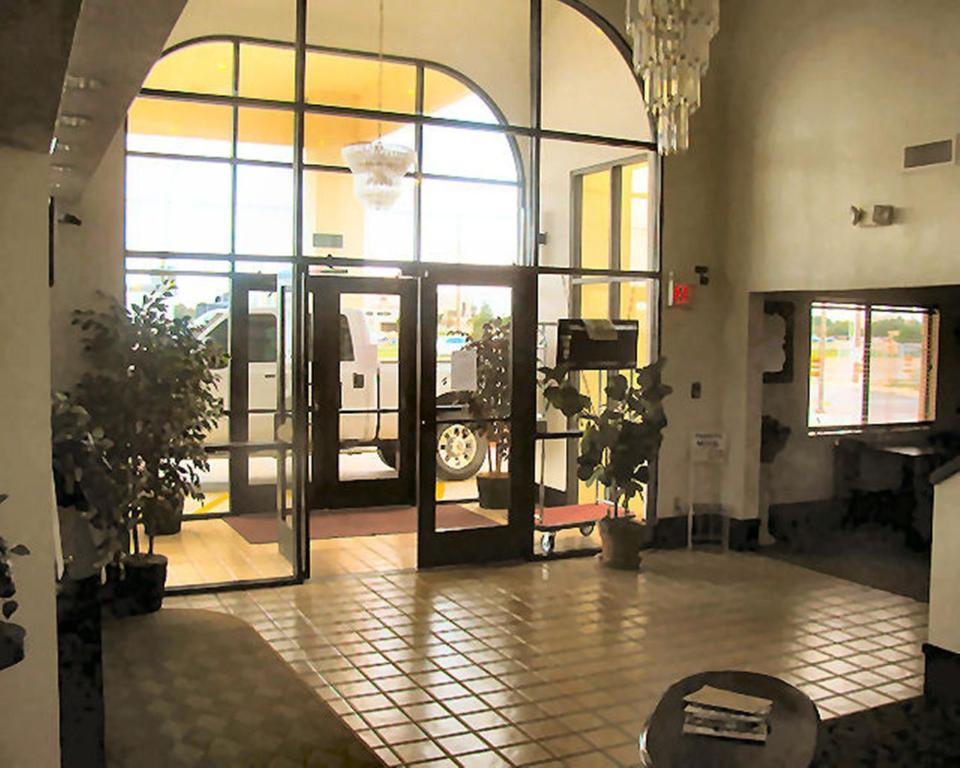 Brentwood Inn & Suites Hobbs Esterno foto