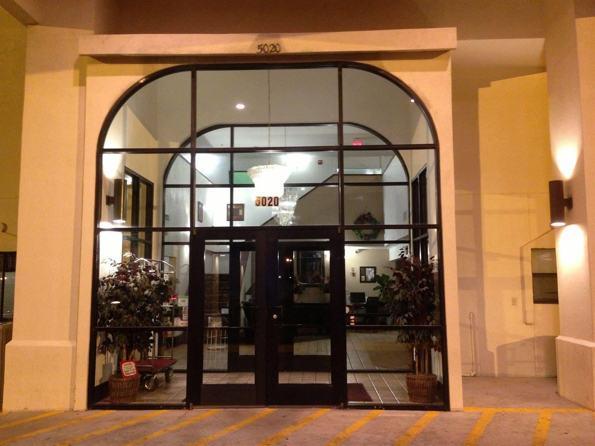 Brentwood Inn & Suites Hobbs Esterno foto